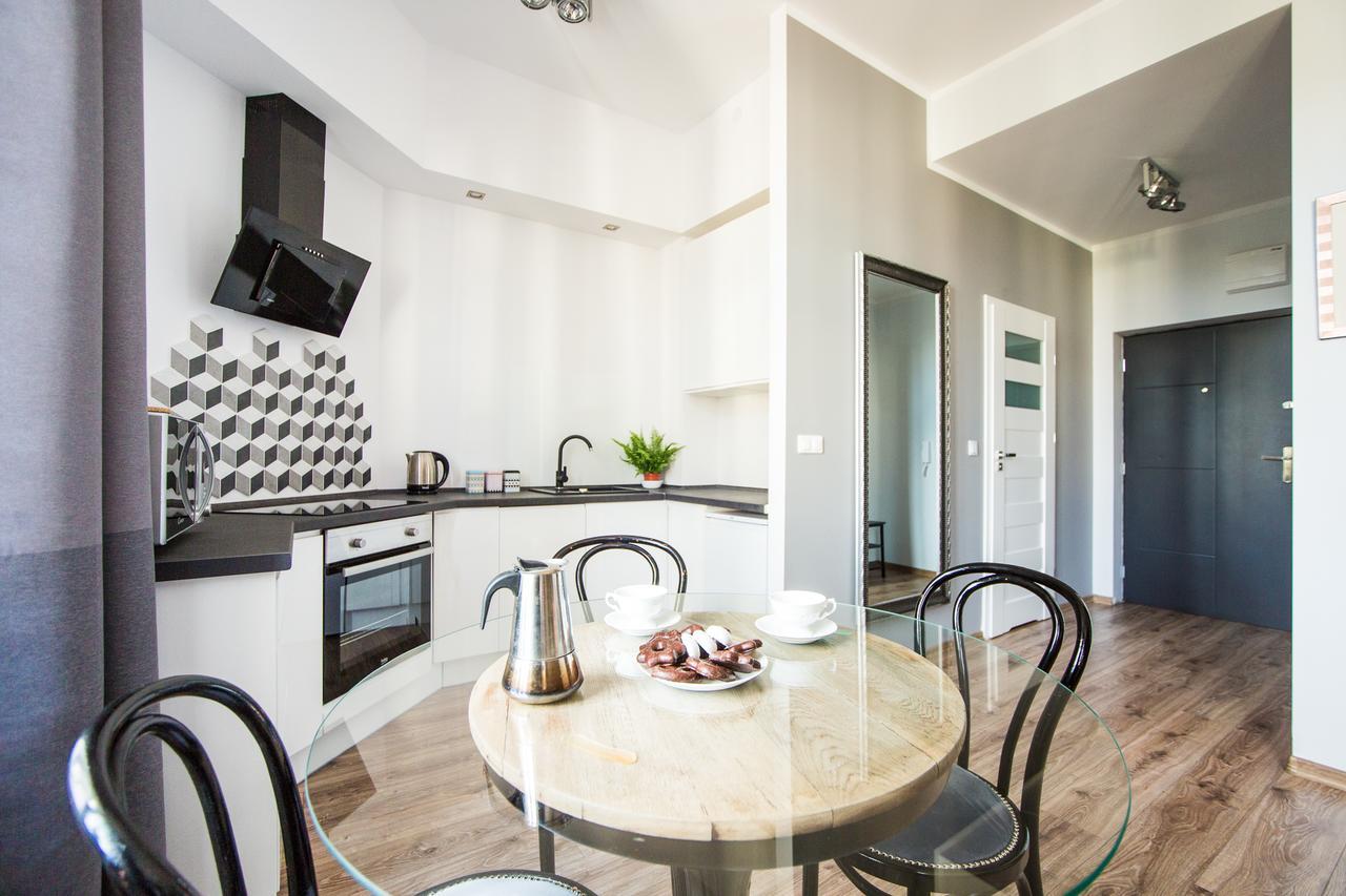 Way2Stay Apartment With Parking Торунь Экстерьер фото