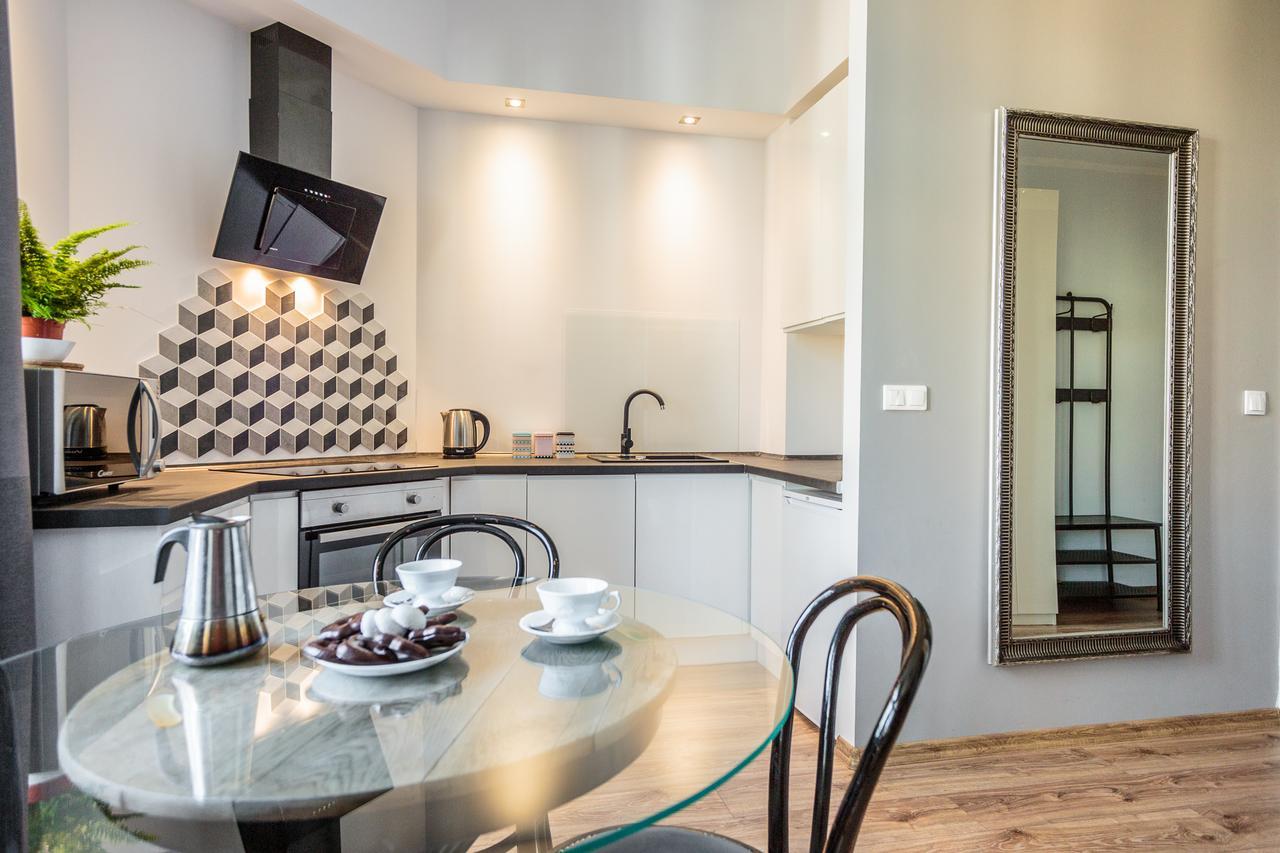 Way2Stay Apartment With Parking Торунь Экстерьер фото